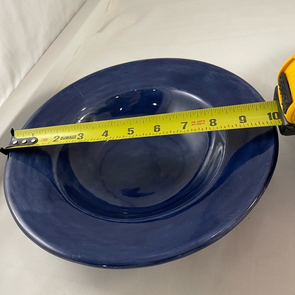 Set of 2 Pottery Barn 10” bowls - Picture 5 of 5